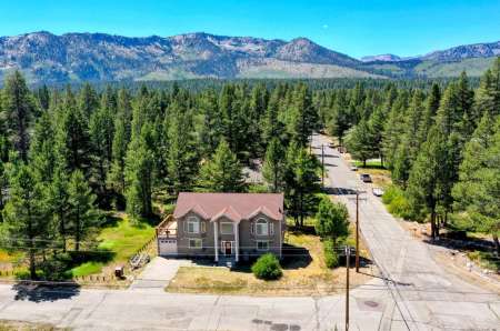 1596 Arapahoe St, South Lake Tahoe, CA 96150